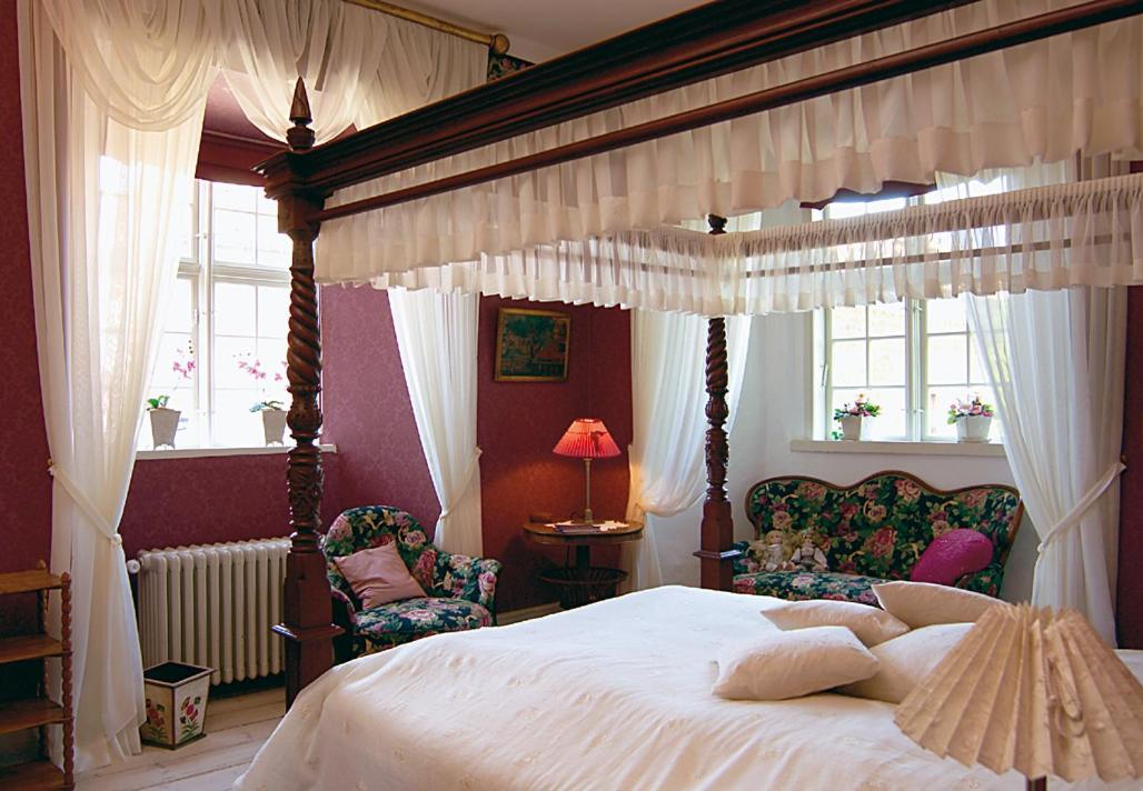 Broholm Castle Hotel Gudme Exterior photo